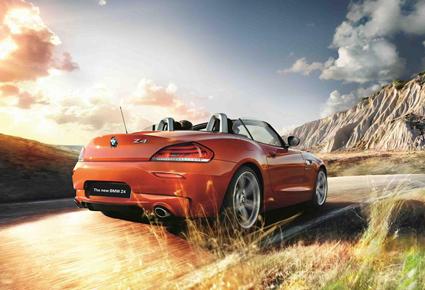 سرعة راحة وعصريّة: صفات تجعل BMW Z4 الأكثر جاذبية في فئتها